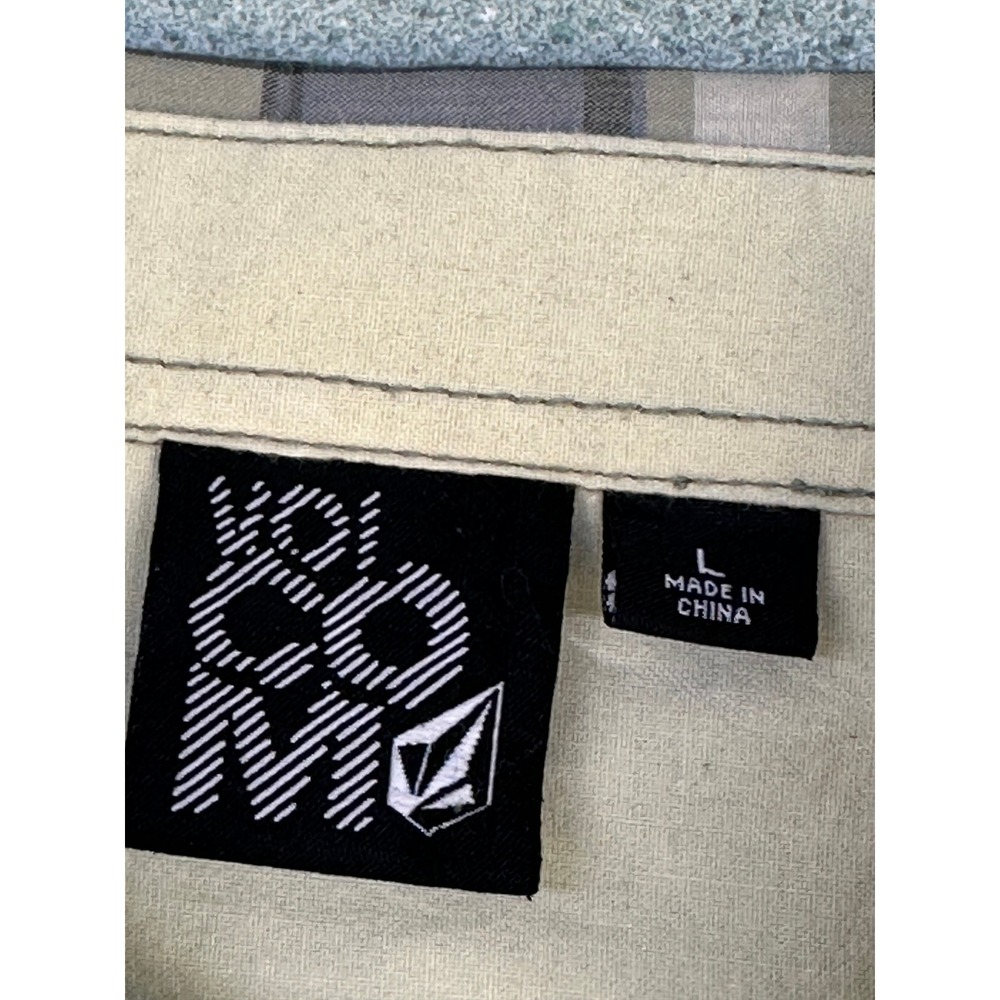 Volcom Precise LS Plaid Button Down Shirt Mens La… - image 4